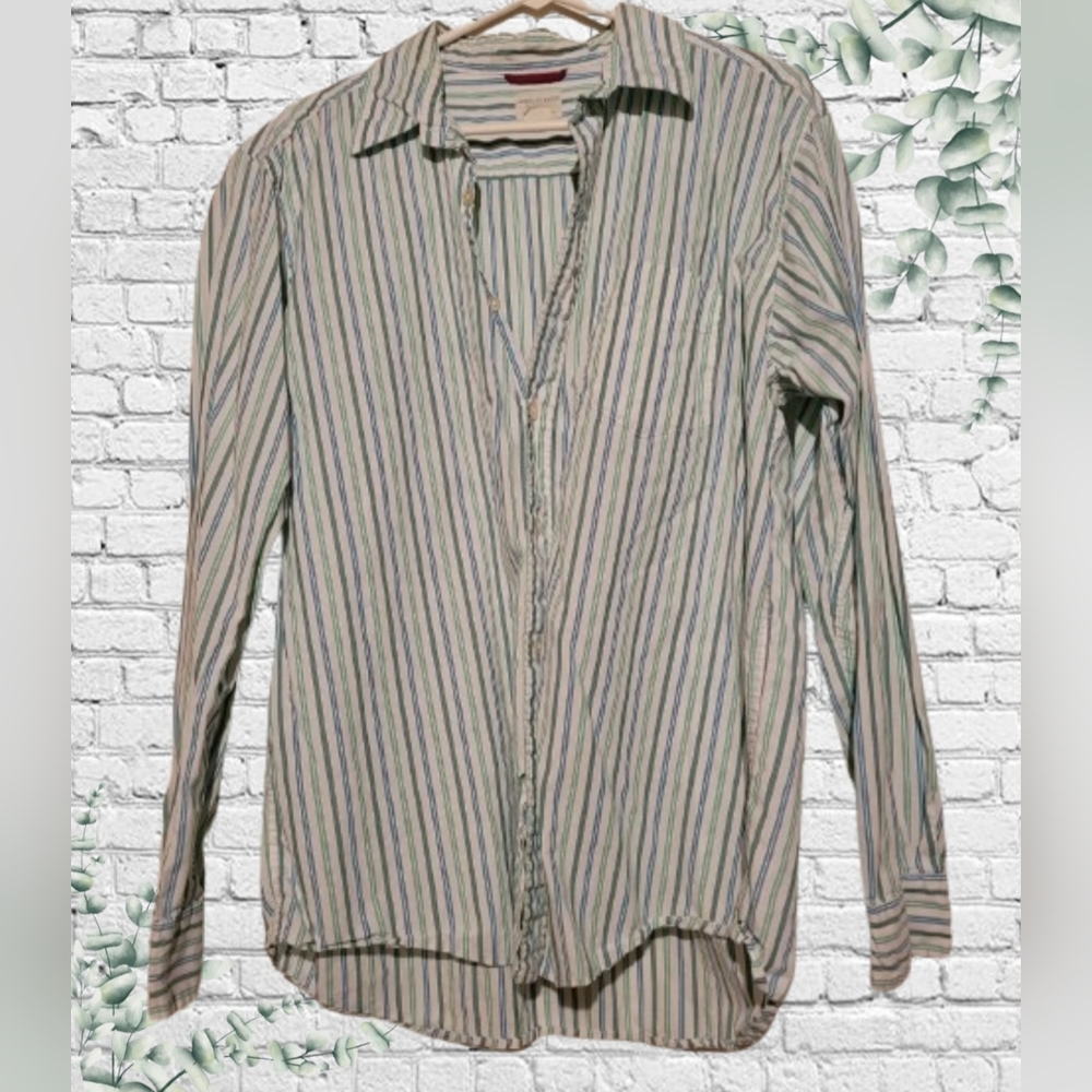 American Eagle long sleeve button down shirt- Size Large